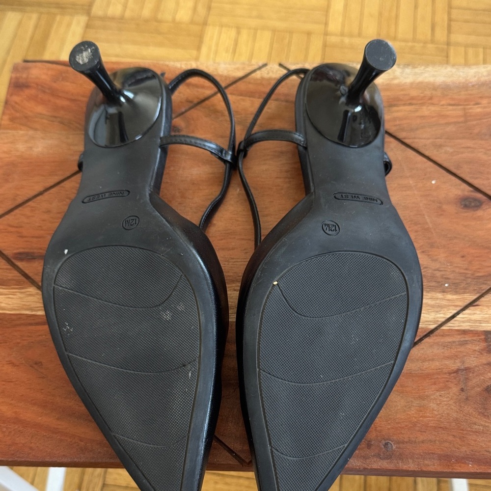 Nine West Black Pointed Toe Low Heels - Picture 7 of 14